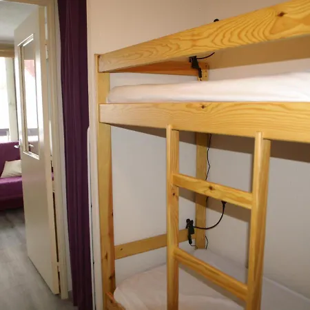 Studio cabine avec balcon et équipements pratiques - FR-1-557-54 Appartamento *